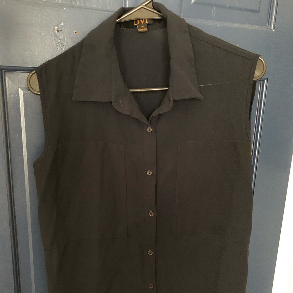 OVI navy blouse